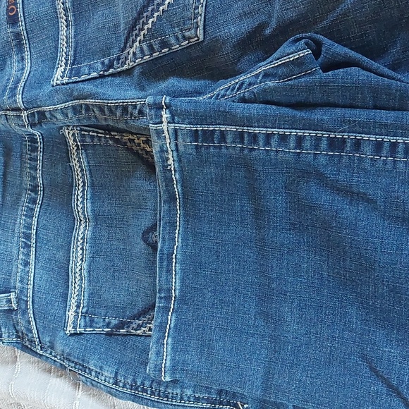 Women's Wrangler Willow Jean - Picture 6 of 7